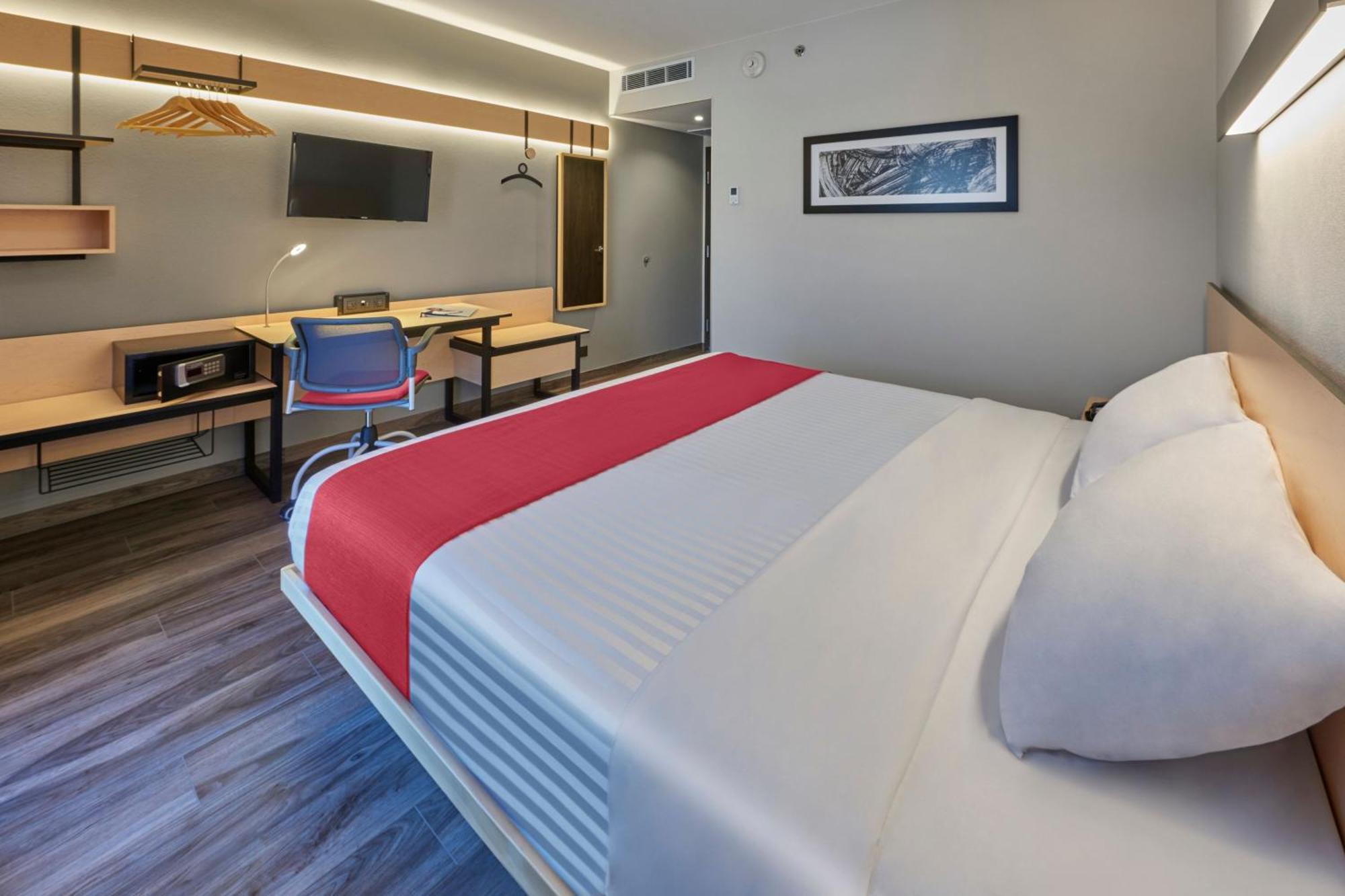 City Express Plus By Marriott פוארטו ואלארטה מראה חיצוני תמונה