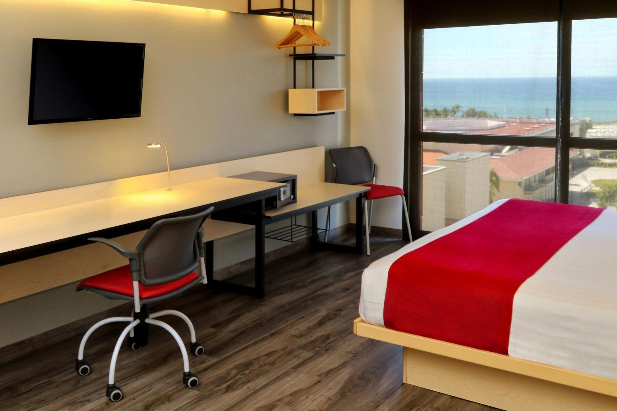 City Express Plus By Marriott פוארטו ואלארטה מראה חיצוני תמונה