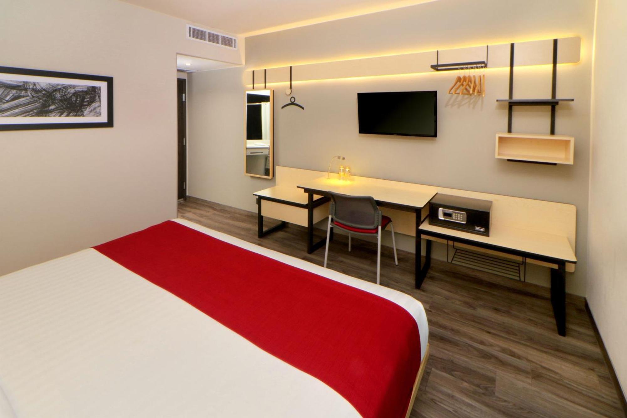 City Express Plus By Marriott פוארטו ואלארטה מראה חיצוני תמונה